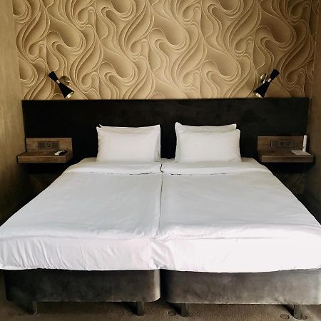 ALUAR boutique hotel Kheivani Extérieur photo